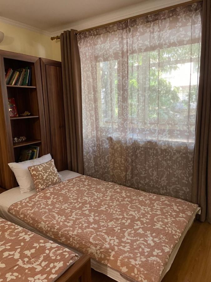 Sun Apartments City Centre Odessa Ngoại thất bức ảnh