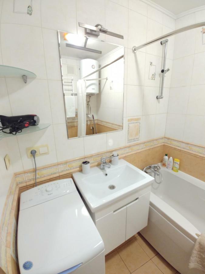 Sun Apartments City Centre Odessa Ngoại thất bức ảnh